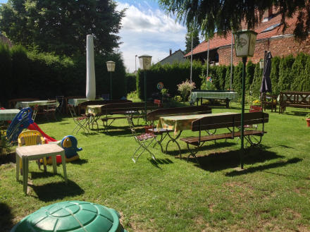 Unser Bayr. Biergarten am 5. Juni 2014 ...